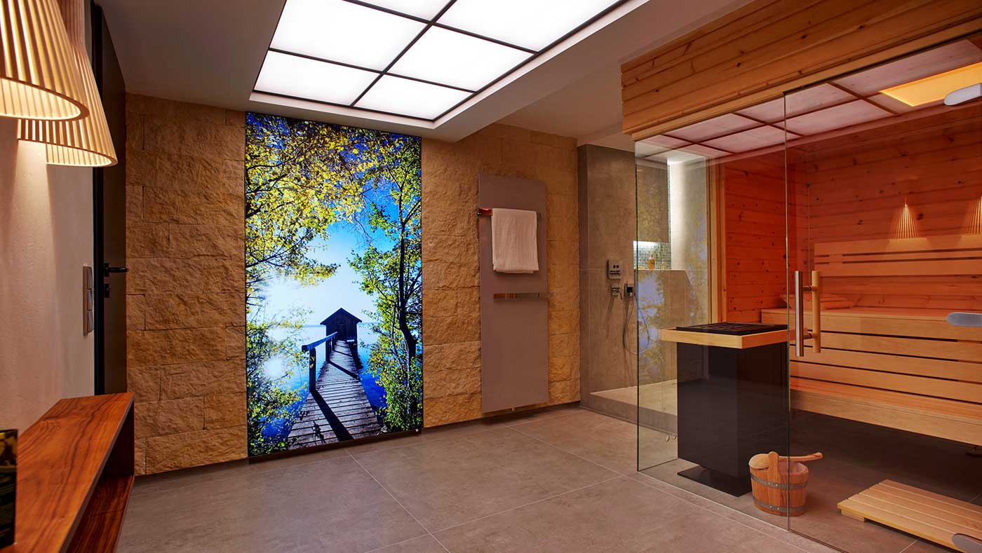 Gemütlicher Wellness-Raum mit Sauna